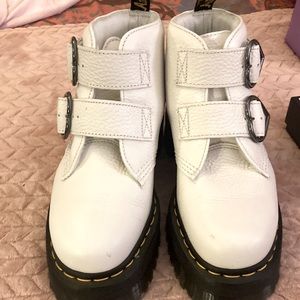 Dr. martens devon heart leather platform boots. New - perfect condition!